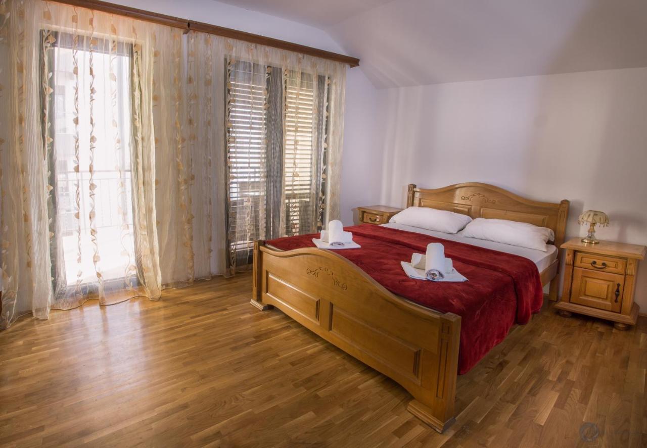 Apartments And Rooms Marija บุดวา ภายนอก รูปภาพ